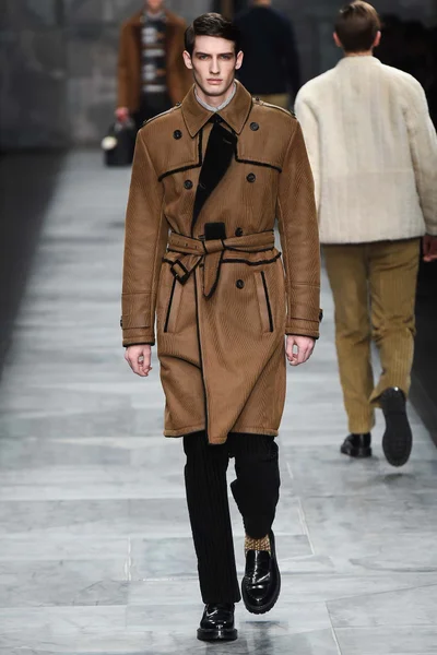 Look 6